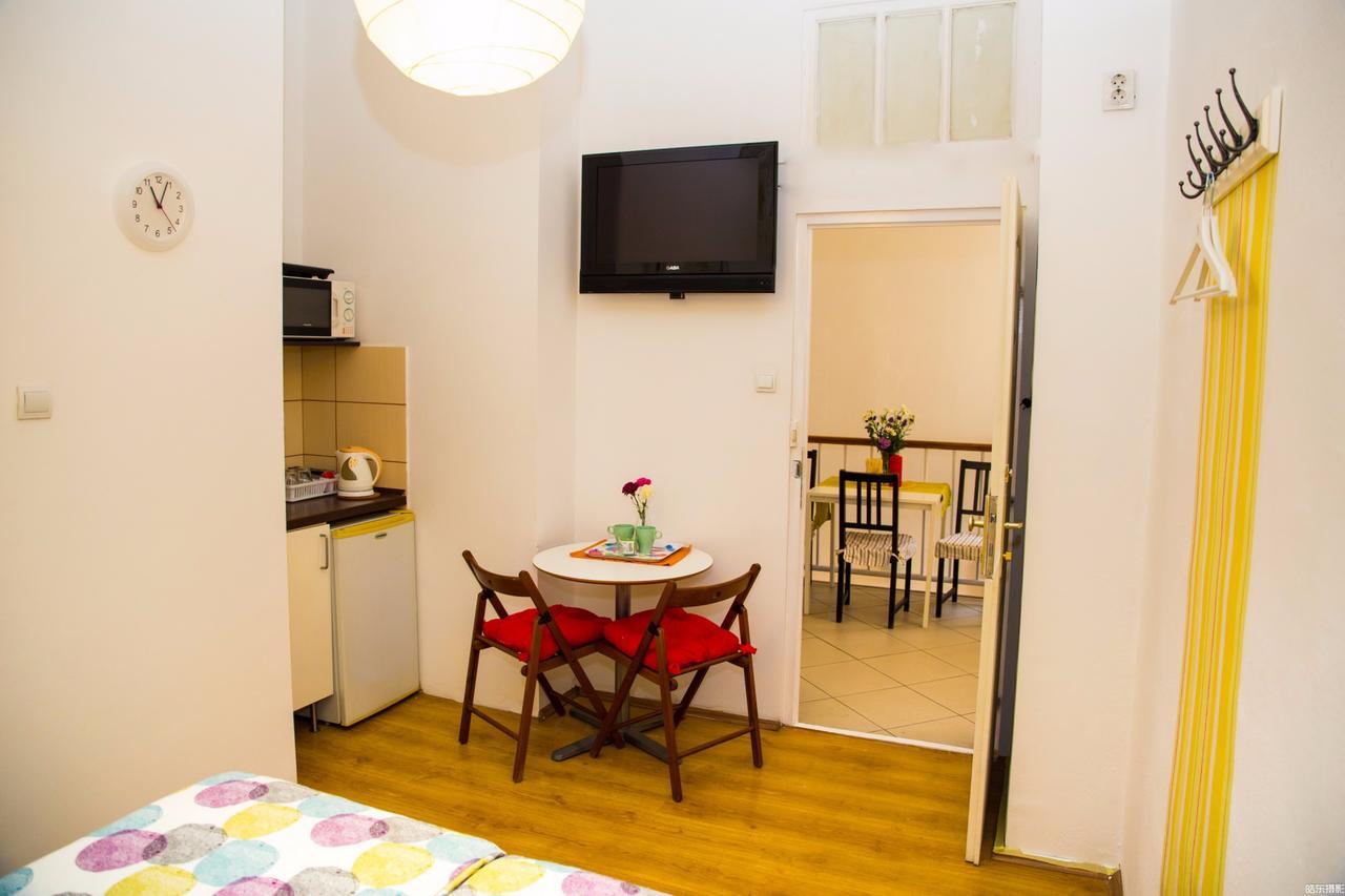 Sunflower Aparthotel Budapest Esterno foto