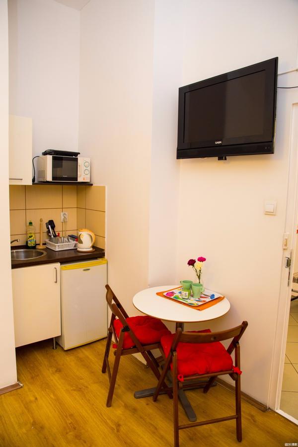 Sunflower Aparthotel Budapest Esterno foto