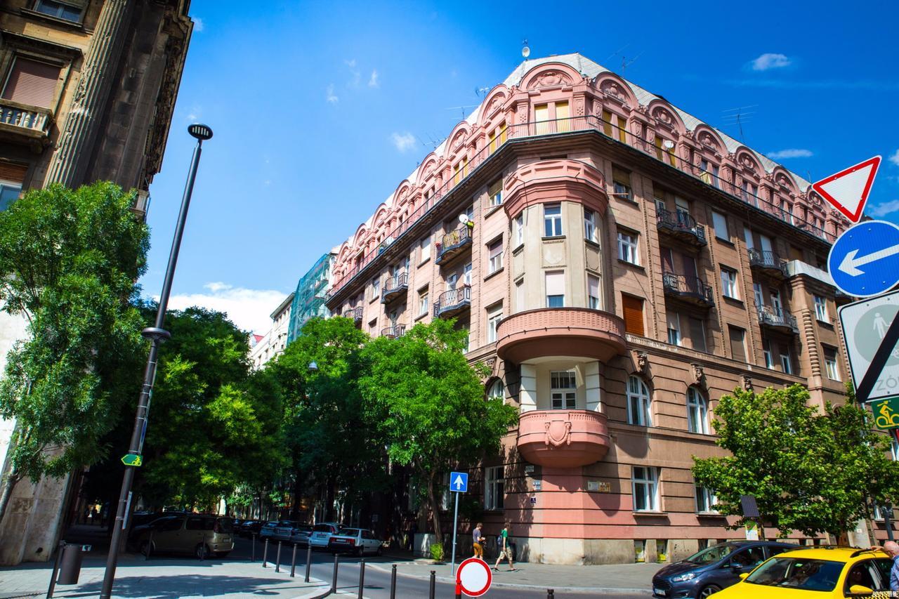 Sunflower Aparthotel Budapest Esterno foto